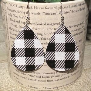 5 for $25 Buffalo Plaid Leather Earrings Black White Plaid Earrings Houndstooth